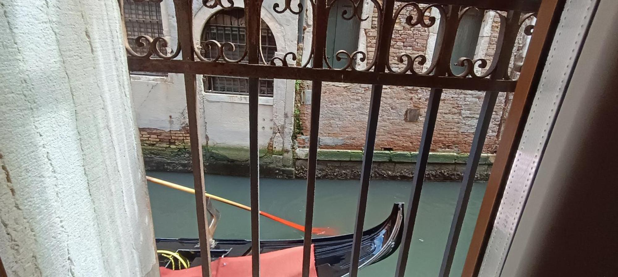 Ca Del Gambero Canal View Venecia Exterior foto